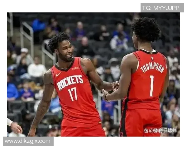 火箭队与掘金队激战正酣NBA精彩对决引发球迷热议与期待