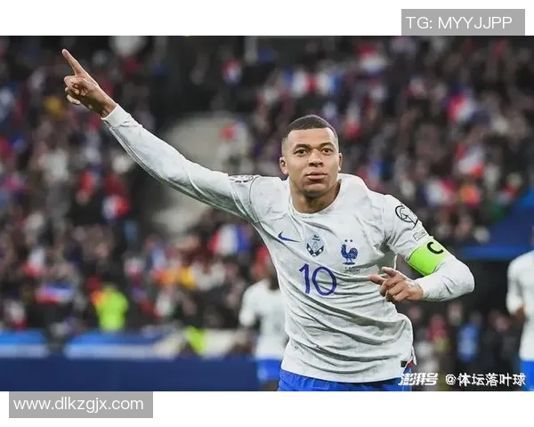 达尼洛：从绿茵场上的闪耀星辰到生活中的坚韧榜样